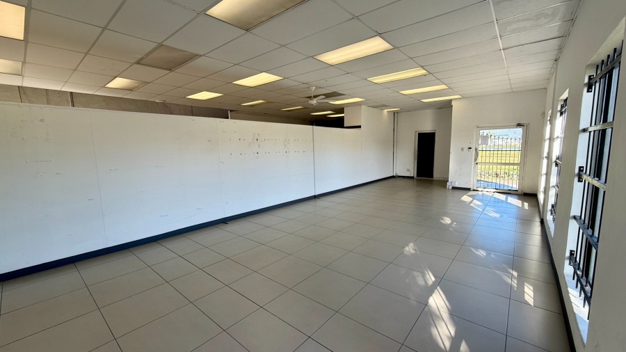 To Let commercial Property for Rent in Knysna Central Western Cape